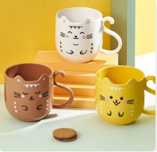  Caneca plástica i gatinho  miau